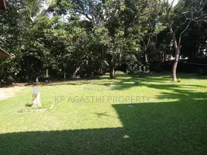 Super Land with 2st House for Sale in Kohuwala