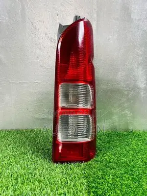 KDH 2010 MDL Tail Light Right Side