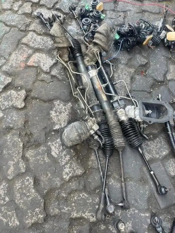 Nissan P11 Primera Bluebird Power Steering Rack