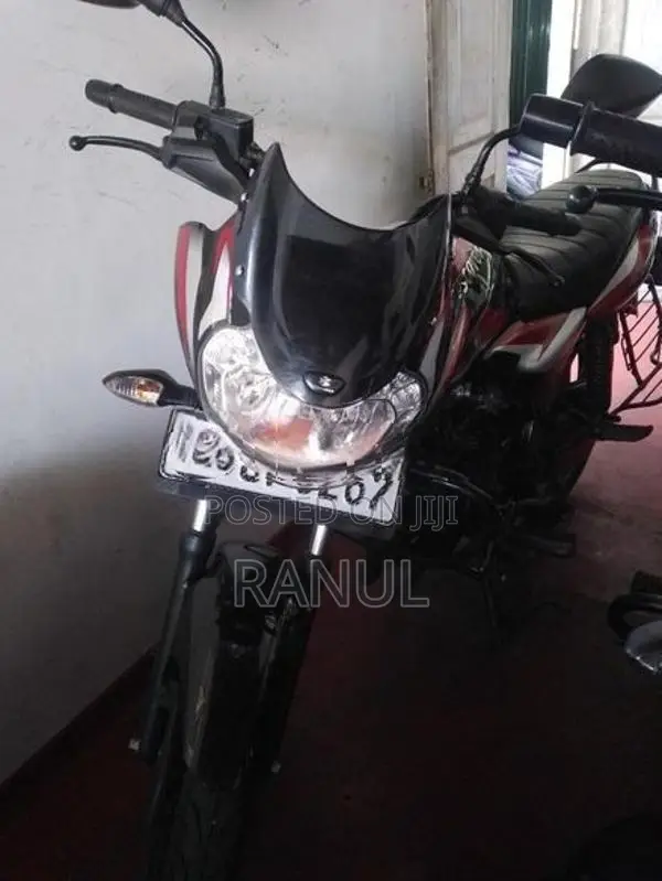 Bajaj Discover 125 2023