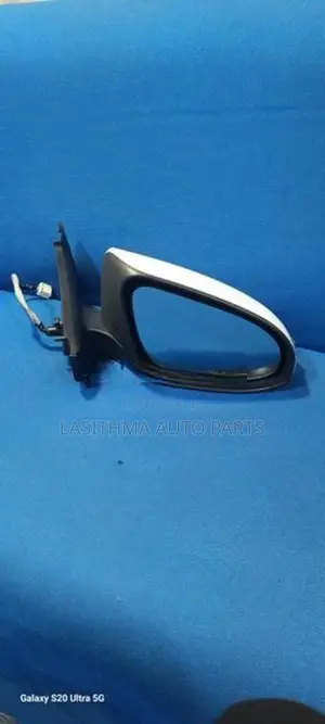 Vitz (KSP 130 ) Side Mirror