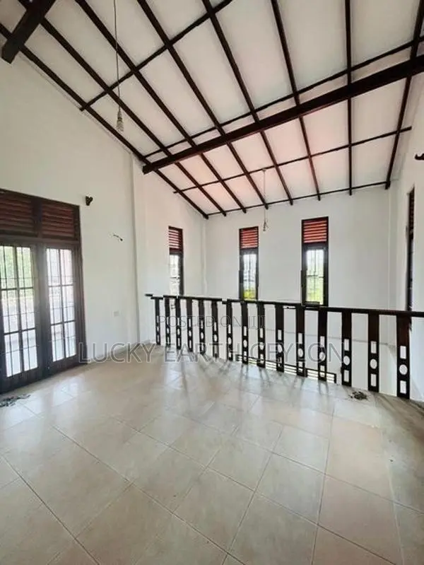 Kesbewa Beautiful 3 Storey Spacious House for Sale (S138)
