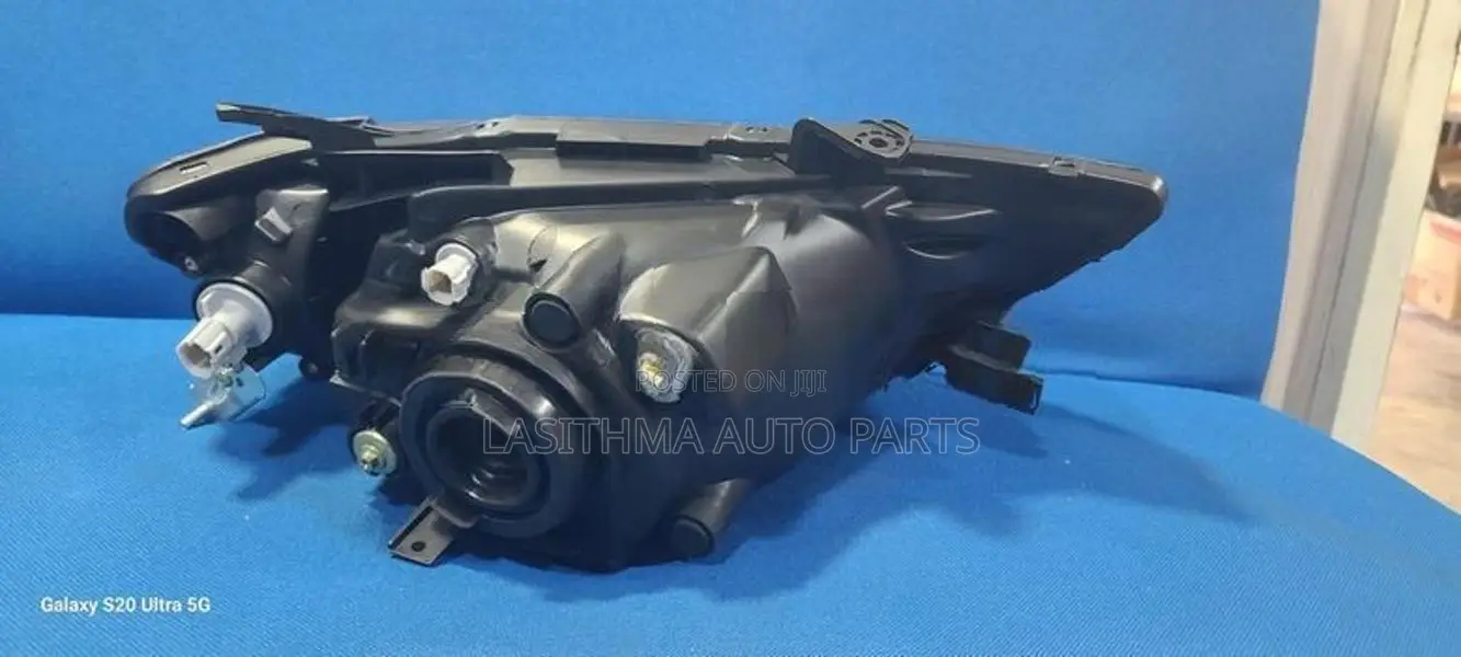 L 200 Head Lamp