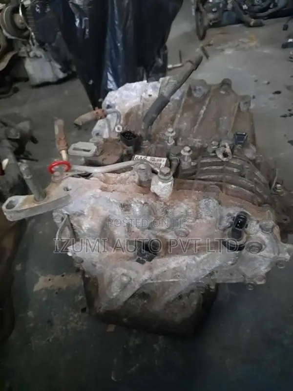 Daihatsu Mira LA300 Gearbox