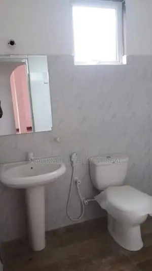 Wattala : 6BR (7P) Luxury House for Sale