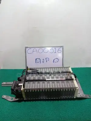 Toyota Aqua (NHP10) Battery Cells