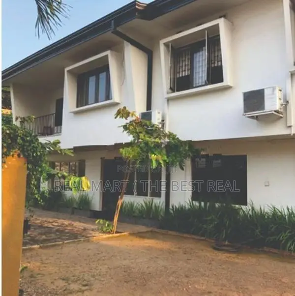 Mount Lavinia 6BR (24P) Luxury House for Sale