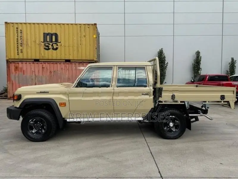 Toyota Land Cruiser Prado LC70 Double Cab 2025