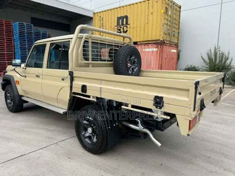 Toyota Land Cruiser Prado LC70 Double Cab 2025