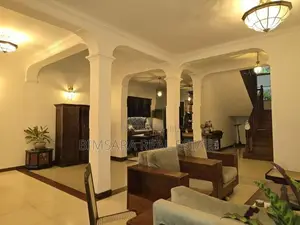5 BR Luxury House for Sale in Nawala (SH 15136)