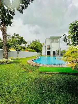 Luxury Villa for Sale in Bulathsinhala (SH 15149)