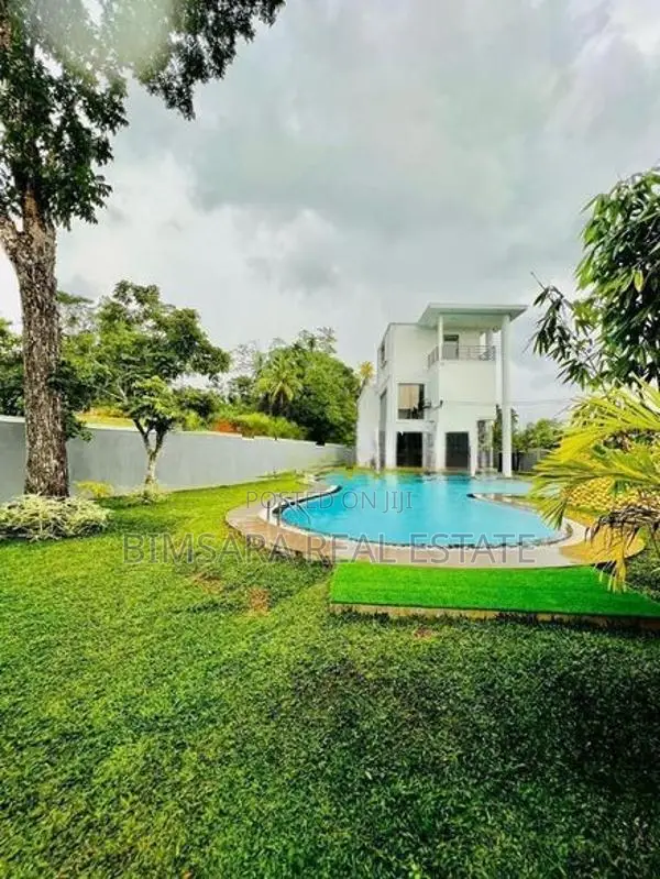 Luxury Villa for Sale in Bulathsinhala (SH 15149)