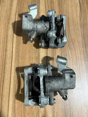 Suzuki Swift RS Rear Brake Calipers