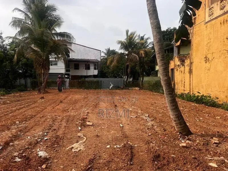 10.25 Perches Land for Sale in Kalubowila Ratnaveli Road