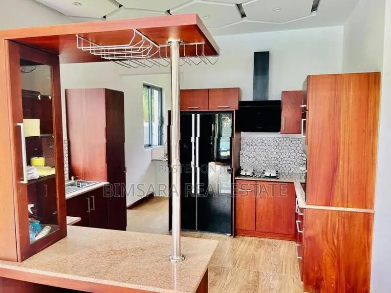 Luxury Villa for Sale in Bulathsinhala (SH 15149)