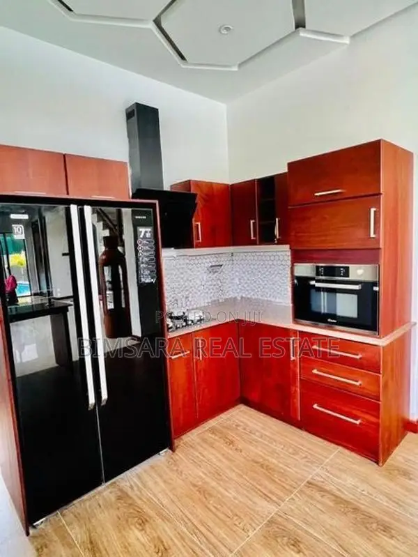 Luxury Villa for Sale in Bulathsinhala (SH 15149)