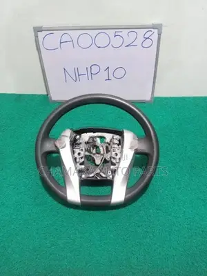 Toyota Aqua (NHP-10) Steering Wheel