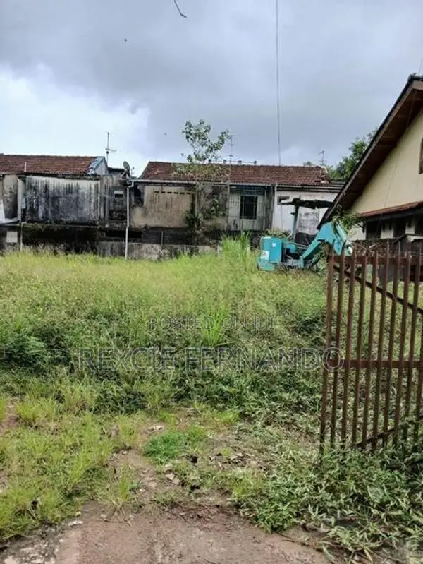 Bare Land for Sale Papiliyana
