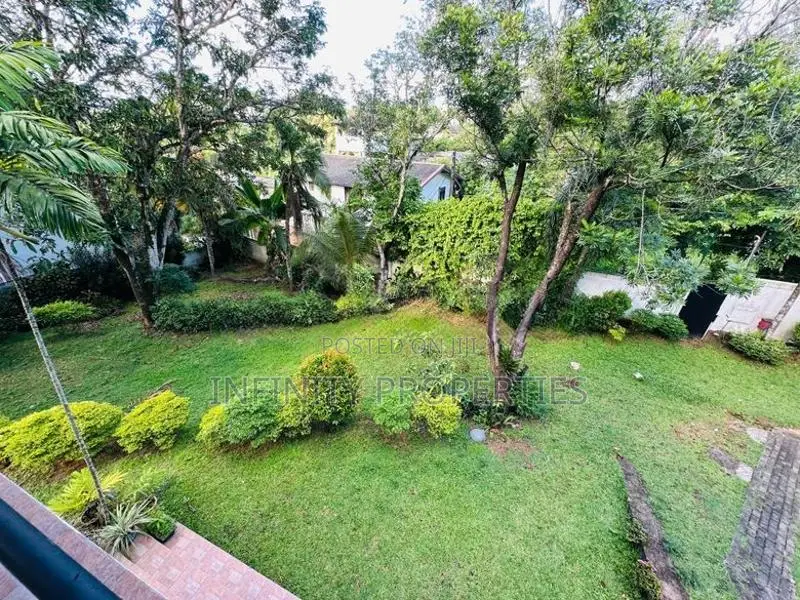 (AFA131) 2 Story House Sale at Thalawathugoda