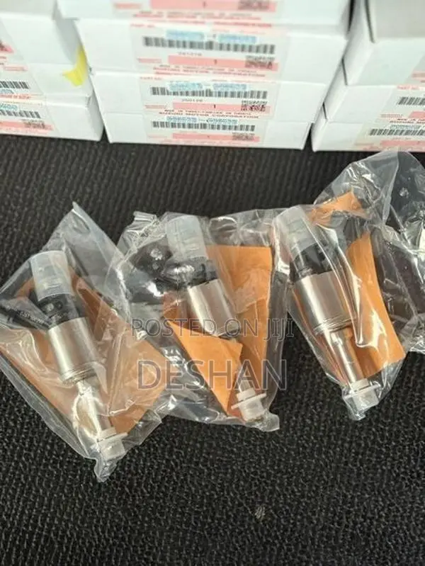 Suzuki k10c turbo engine fuel injector (Genuine brandnew)
