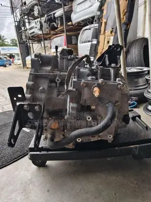 Voxy Noah Esquire Gear Box