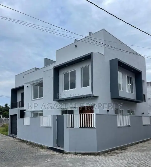 New House for Sale in Rathmalana