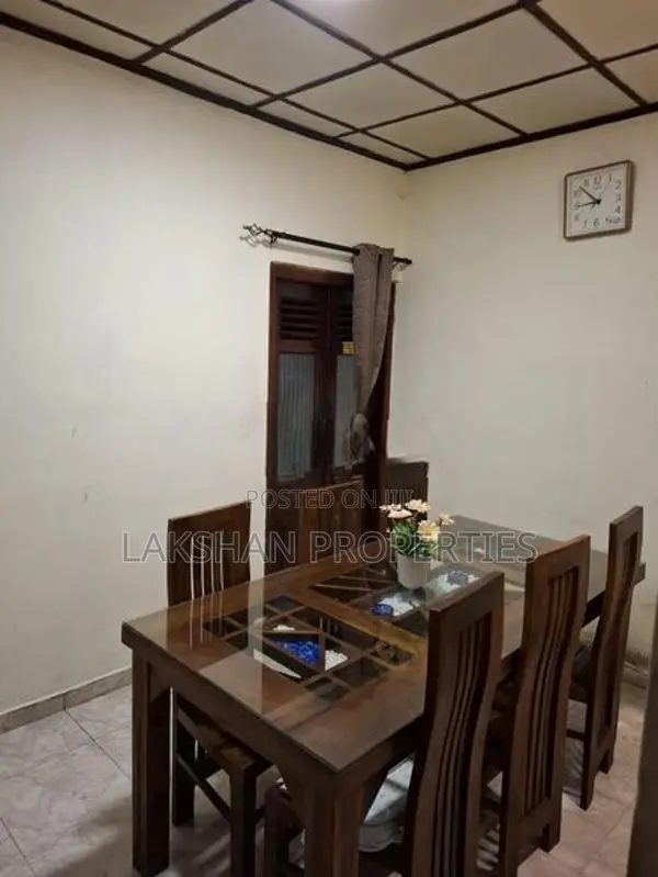 House For Sale In Maharagama Arewwala