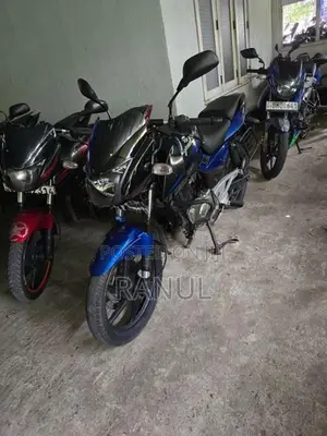 Bajaj Pulsar 180 2016