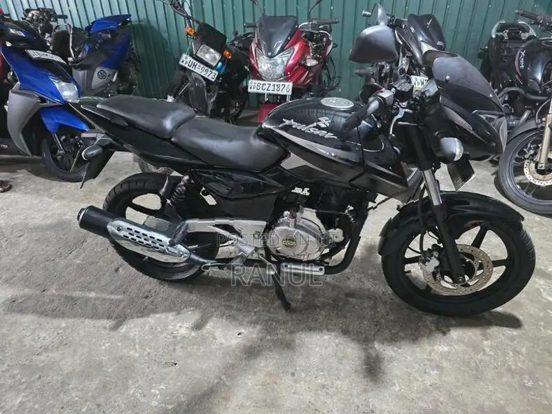Bajaj Pulsar 180 2016