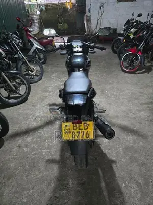 Bajaj Pulsar 180 2016