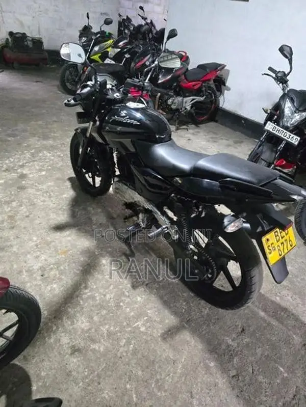 Bajaj Pulsar 180 2016