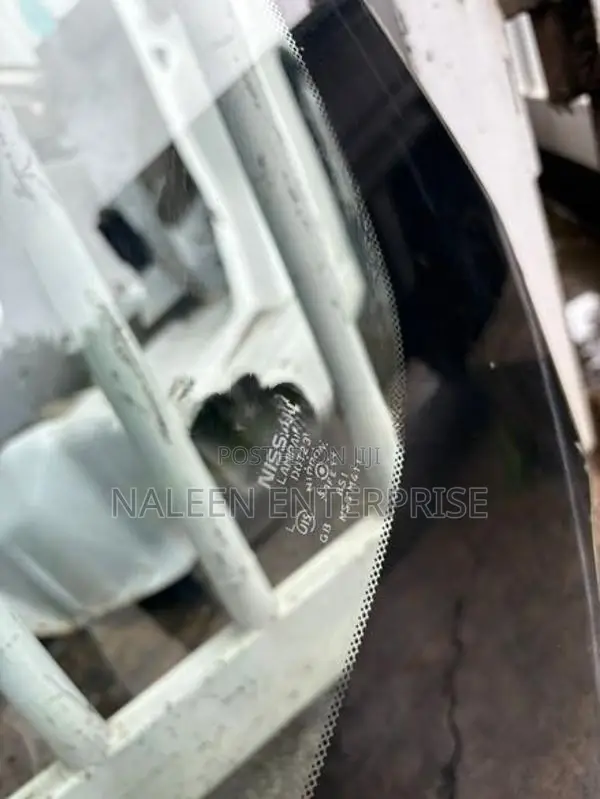 Nissan G11 Bluebird Sylphy Windscreen