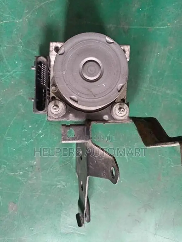 Nissan sunny FB15 ABS