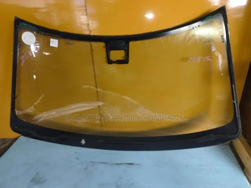 SUZUKI SWIFT RS SAFTY WINDSCREEN