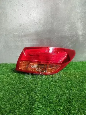 G11 SYLPHY TAIL LIGHT
