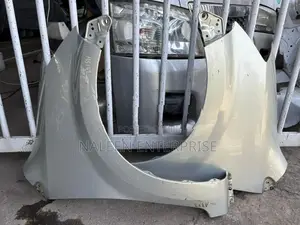 Toyota Passo KGC10 Fenders