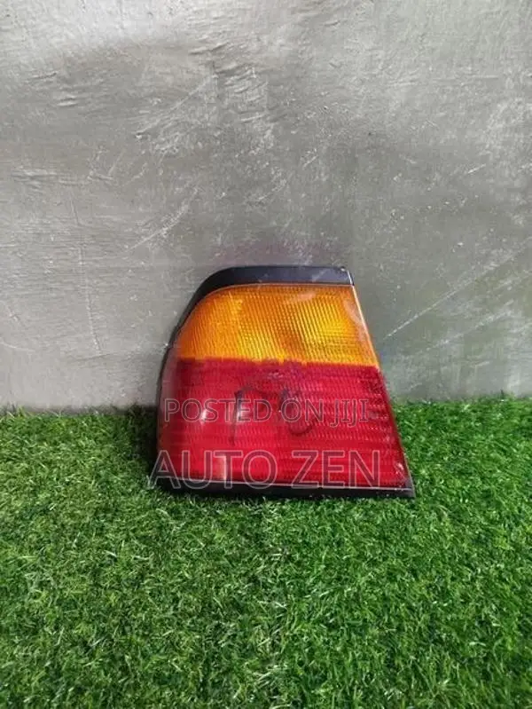 Primera P10 Tail Light Left Side