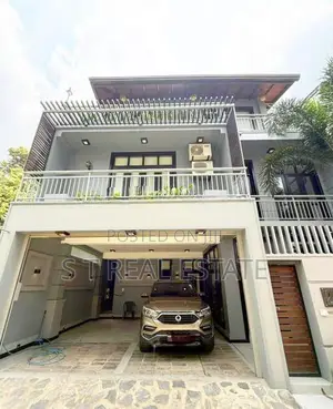 Elegant Designed Luxury Three Story House For Sale In Pannipitiya