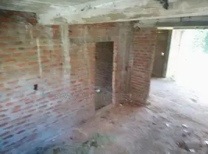 Bandarawela : 2,500sf Under construction building for Sale