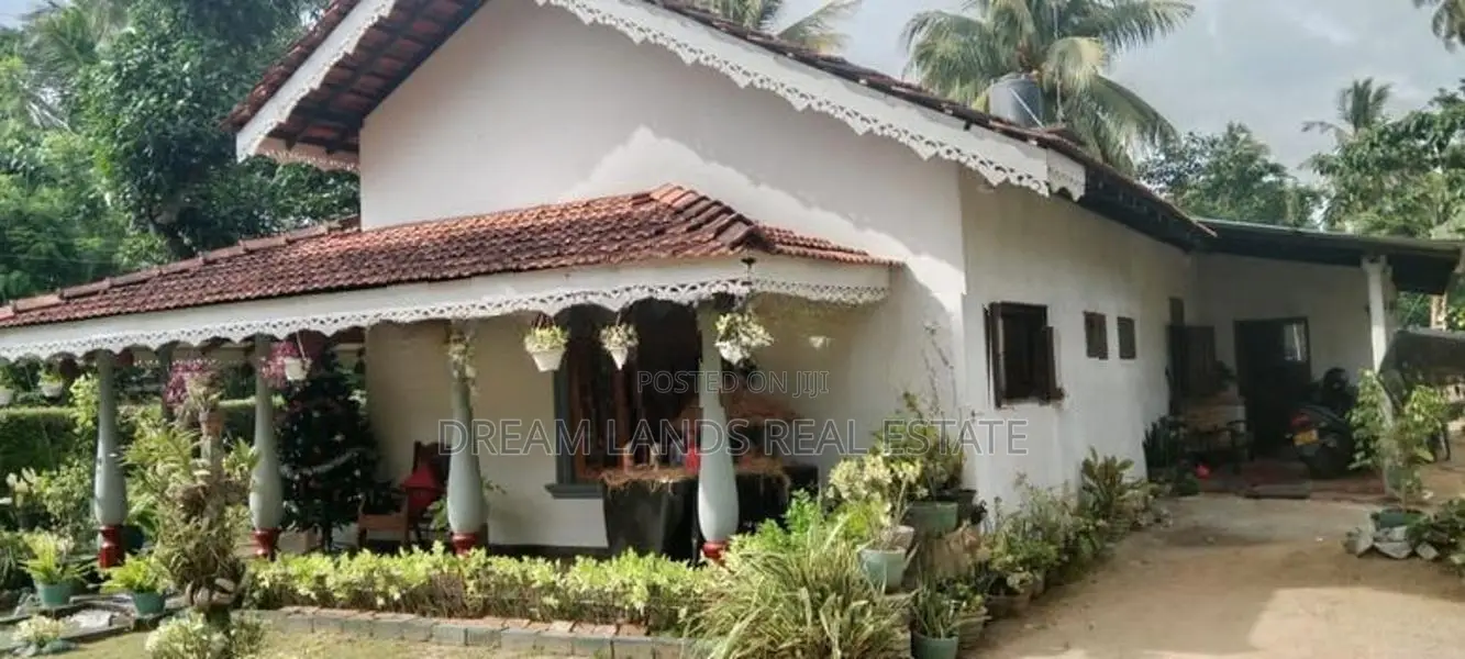 3 Bedroom House for Sale in Negombo (SP331)