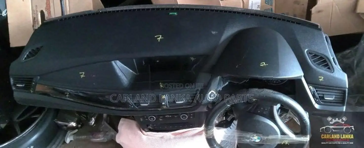 BMW X1 E84 sDrive Diesel (2012) - Complete Dashboard