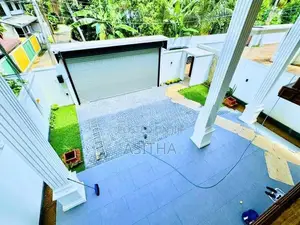 Brand New Luxury House For Sale -Piliyandala
