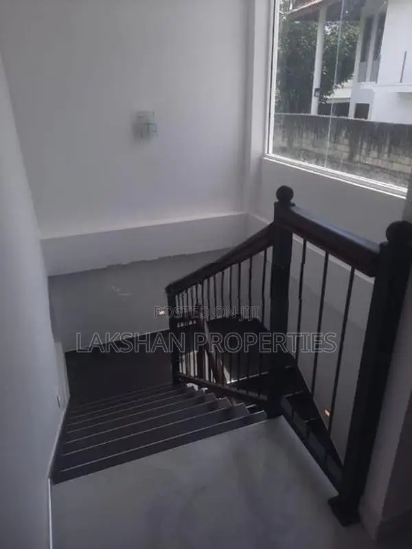 Brand New Two Storey House for Sale in Maharagama Arewwala