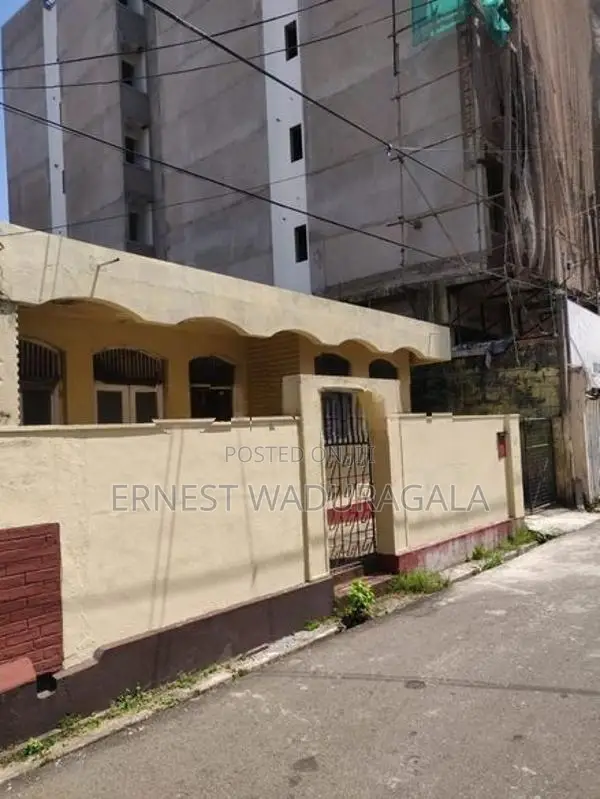 LAND FOR SALE IN DEHIWALA.