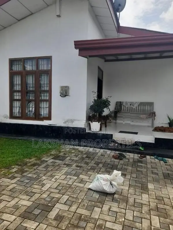 House For Sale In Homagama Padukka