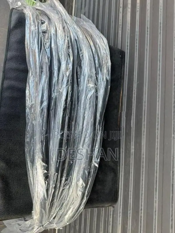 Toyota aqua hood beading (moulding roof drip ) genuine pair