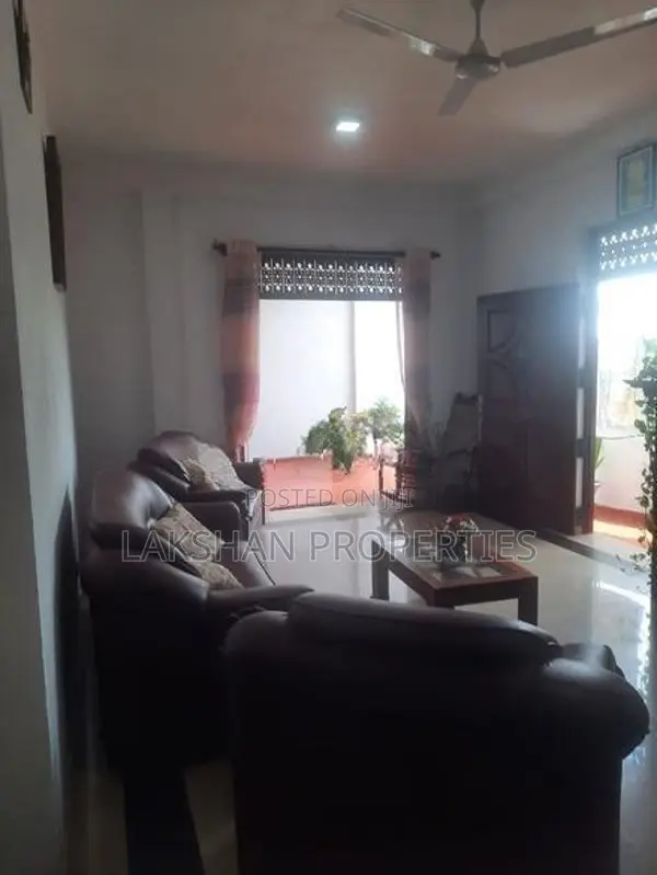 House For Sale In Boralesgamuwa Dewalamulla