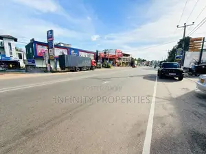 04 Story Building/Shop/Service Centre 57 P Sale At Homagama Town