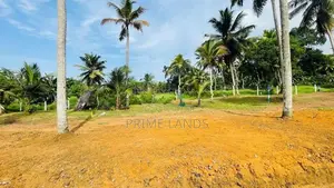 Piliyndala Polgasovita Land For Sale