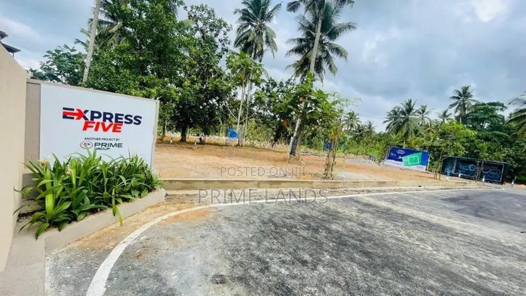 Polgasovita Piliyandala Land For Sale